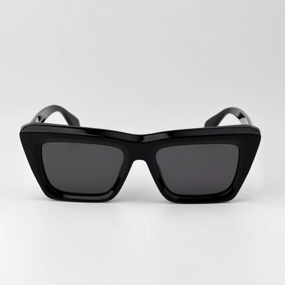 Off-White HAMPTON Men Sunglasses Black Cat Eye Frame Grey| Model OERI13L 1077